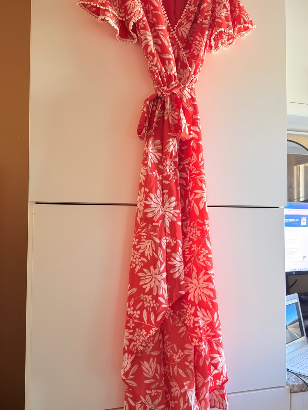 NWOT Vince Camuto Salmon Orange Pink Floral Wrap Maxi Dress with White Flowers